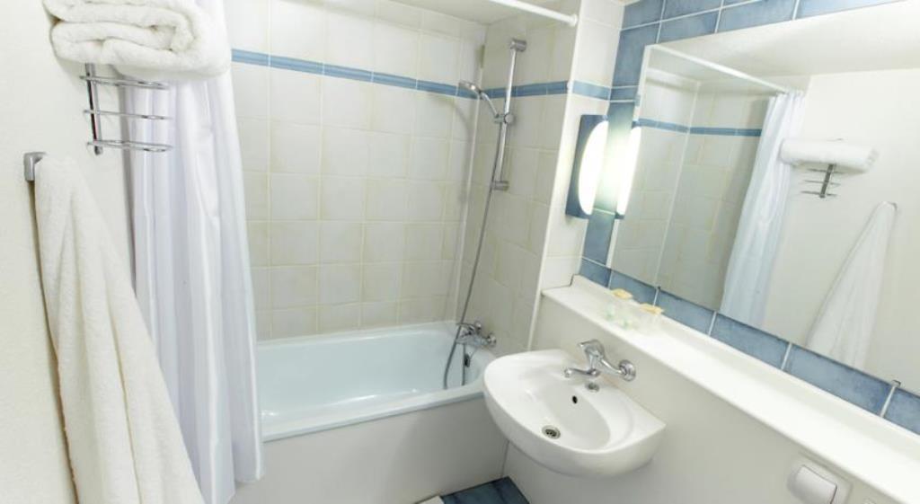 Hotel Campanile Poznań Extérieur photo