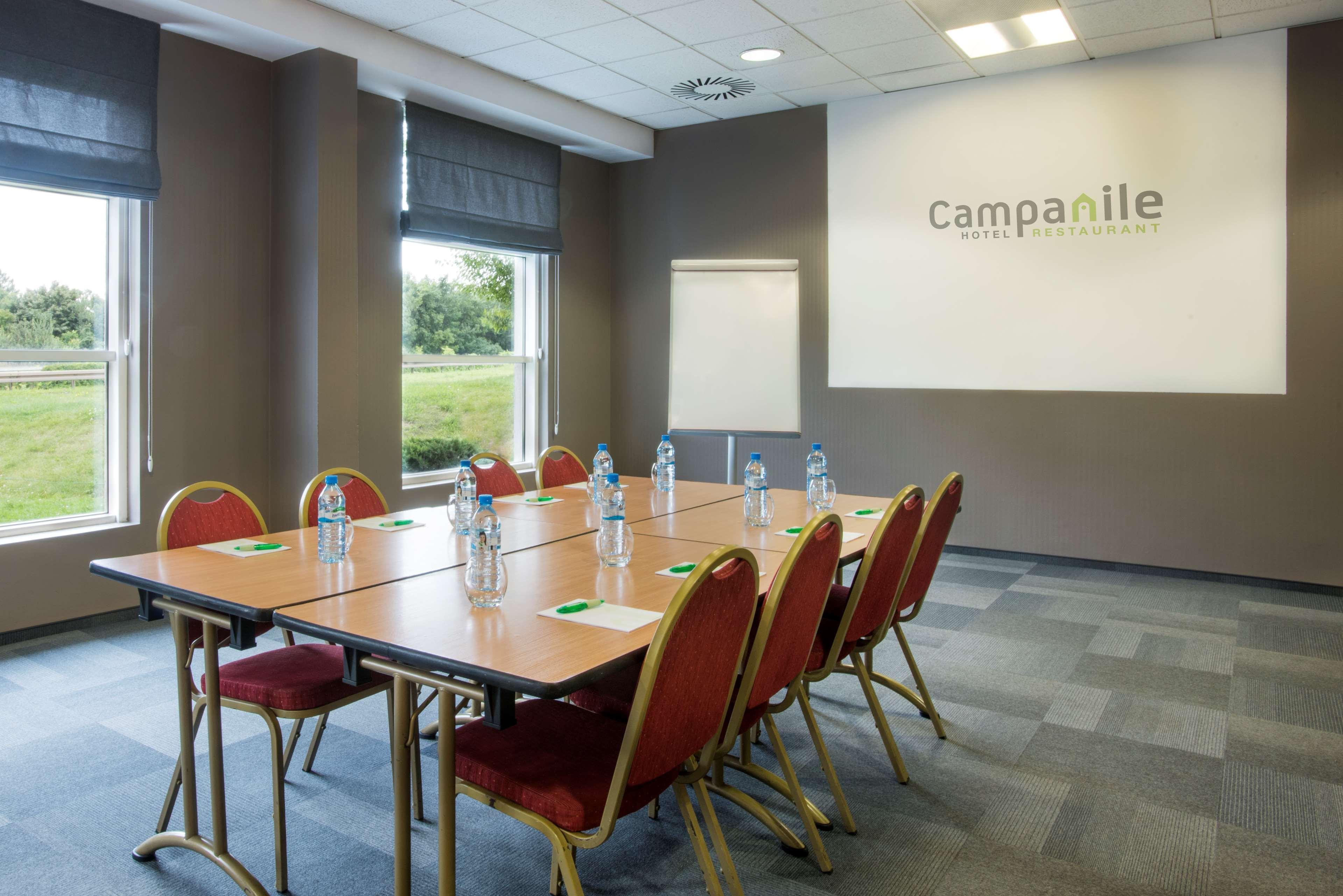 Hotel Campanile Poznań Extérieur photo